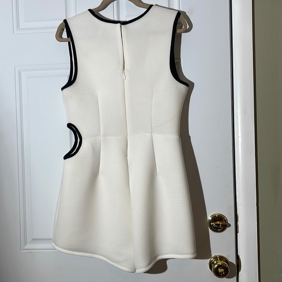 BCBGeneration White and Black Romper - Picture 7 of 16